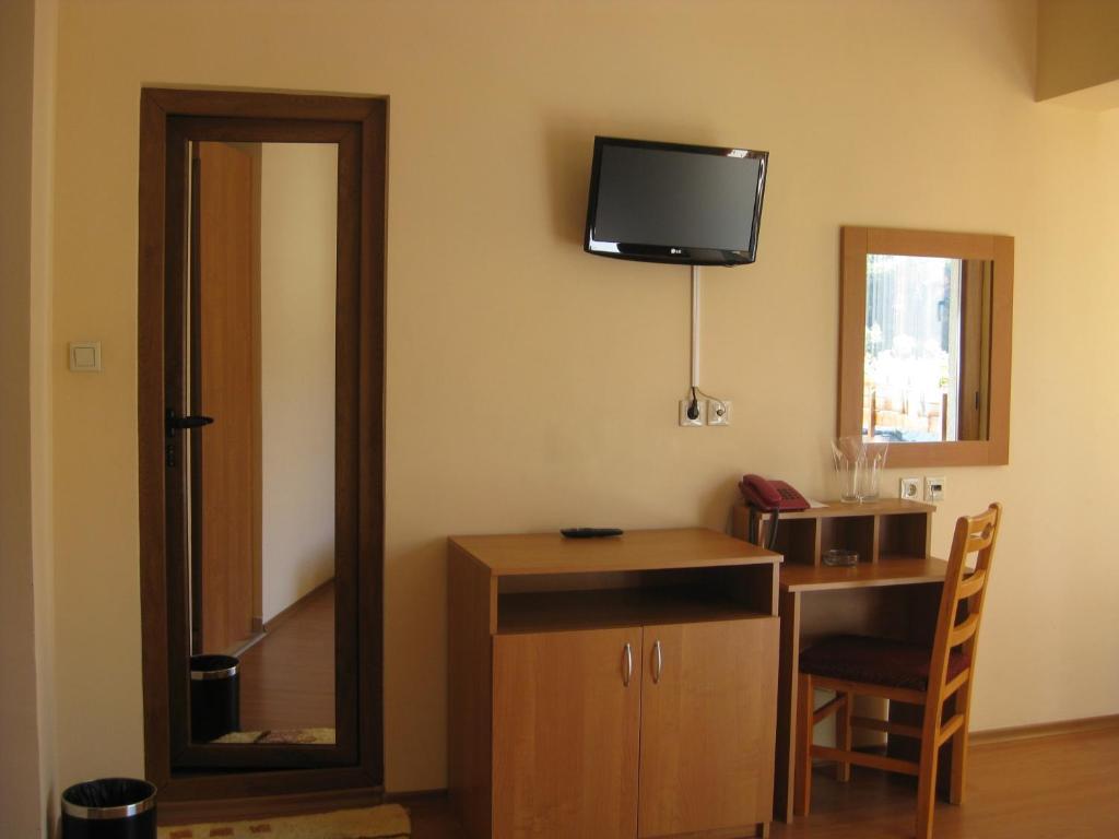Family Hotel Veronika Devin Ruang foto
